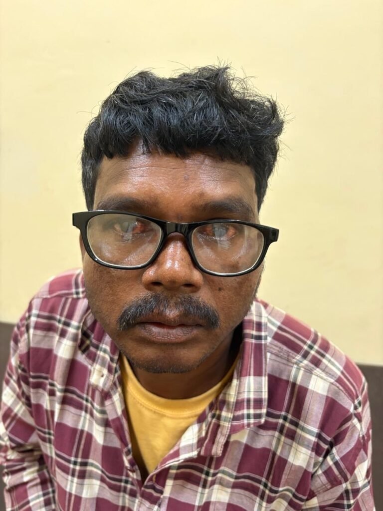 मिसिर बेसरा समेत पांचों नक्सलियों को बुधवार को कड़ी सुरक्षा के बीच रांची से धनबाद लाया गया