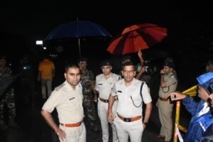 धनबाद में पुलिस और प्रिंस खान गिरोह के गुर्गों के बीच मुठभेड़, दो बदमाशों के पैर में गोली, एक फरार